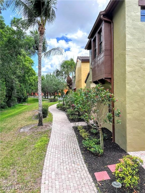 9137 Chula Vista St Unit 12602, Naples, FL 34113 - photo 2