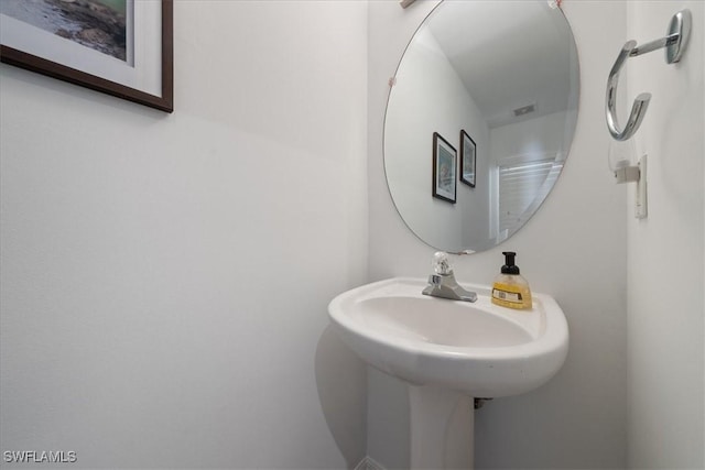 3621 Pine Oak Cir Unit 105, Fort Myers, FL 33916 - photo 15