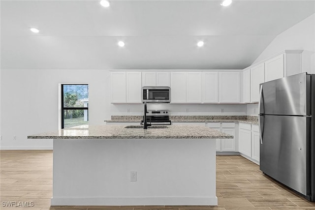 828 Woodridge Cir, Fort Myers, FL 33913 - photo 7