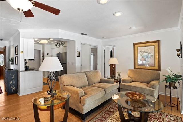 572 Bayside Dr, Fort Myers, FL 33919 - photo 5