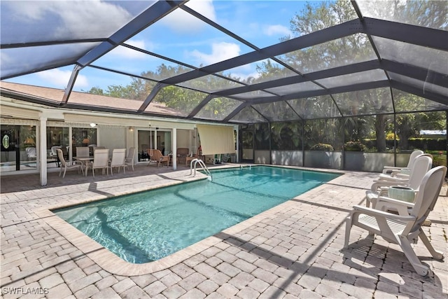 572 Bayside Dr, Fort Myers, FL 33919 - photo 8