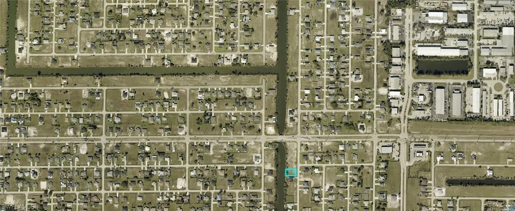 2310 NE 6th Ave, Cape Coral, FL 33909 - photo 2