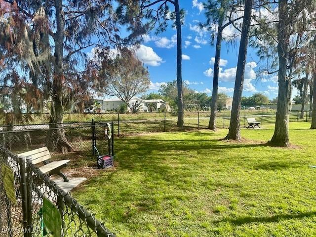 447 Cheetah Dr, Naples, FL 34114 - photo 32