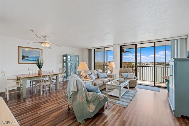 10420 Gulf Shore Dr Unit 132, Naples, FL 34108 - photo 5