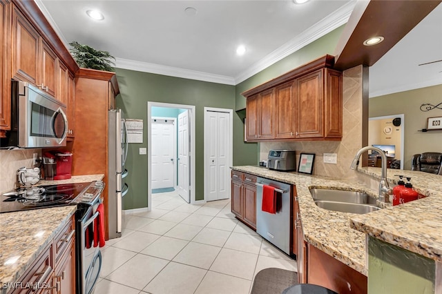 246 Stanhope Cir, Naples, FL 34104 - photo 8