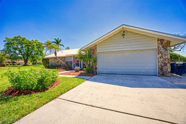 5831 Tallowood Cir, Fort Myers, FL 33919 - photo 5