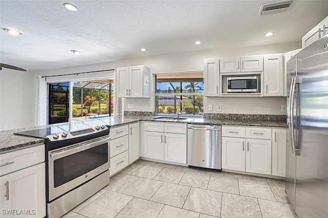 5831 Tallowood Cir, Fort Myers, FL 33919 - photo 12