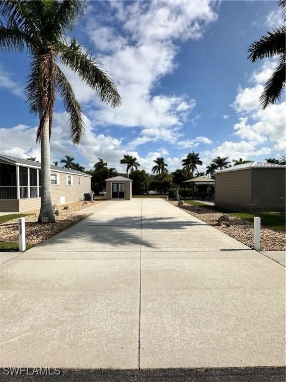 10307 Prairie Iris Trl, Fort Myers, FL 33905 - photo 2