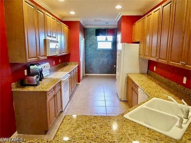 11931 Champions Green Way Unit 306, Fort Myers, FL 33913 - photo 4
