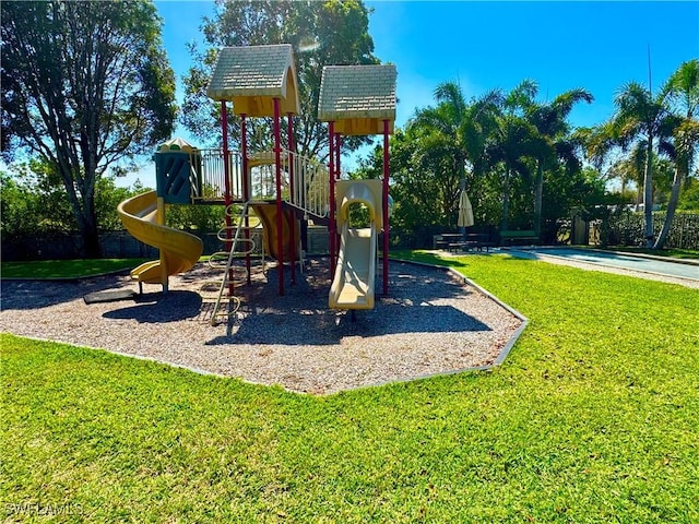 13010 Positano Cir Unit 108, Naples, FL 34105 - photo 46
