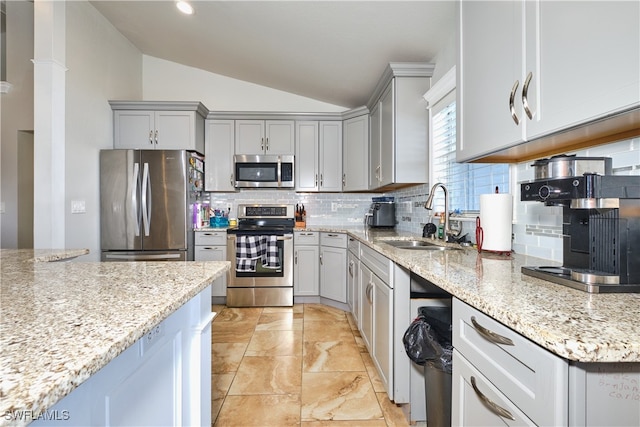 1826 NE 17th Pl, Cape Coral, FL 33909 - photo 11