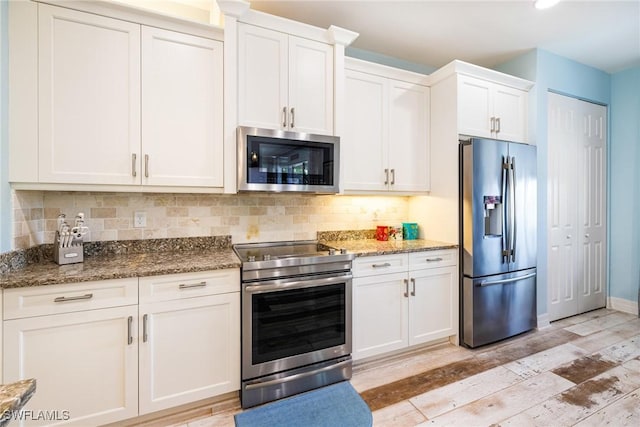 11717 Meadowrun Cir, Fort Myers, FL 33913 - photo 20