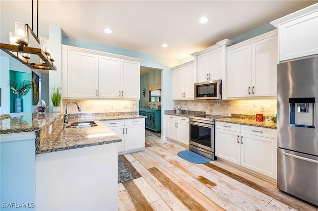 11717 Meadowrun Cir, Fort Myers, FL 33913 - photo 21