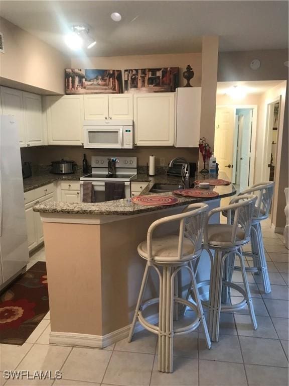 15645 Ocean Walk Cir Unit 101, Fort Myers, FL 33908 - photo 4