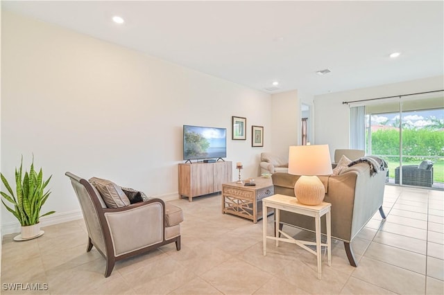 2916 Royal Gardens Ave, Fort Myers, FL 33916 - photo 8