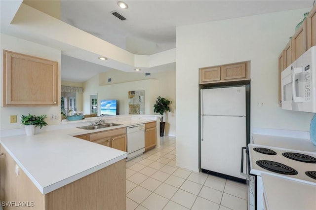 736 Wiggins Lake Dr Unit 201, Naples, FL 34110 - photo 4
