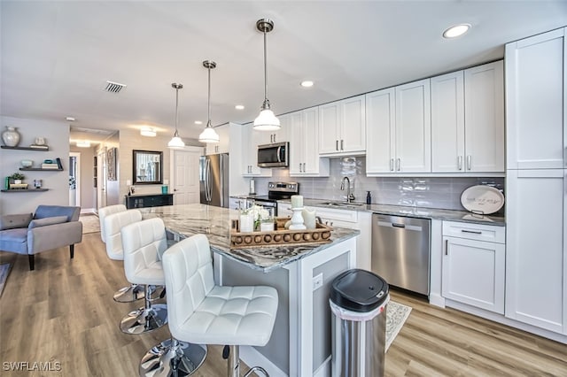 13520 Stratford Place Cir Unit 201, Fort Myers, FL 33919 - photo 4