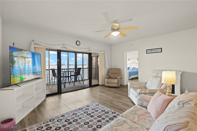 1901 Clifford St Unit 202, Fort Myers, FL 33901 - photo 5