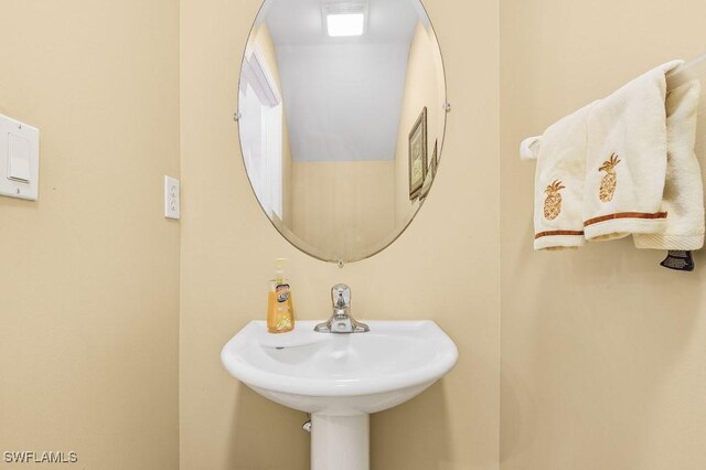 8381 Village Edge Cir Unit 3, Fort Myers, FL 33919 - photo 12