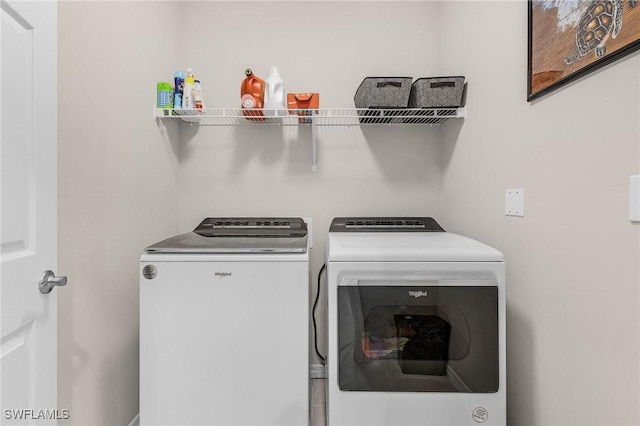 1700 SW 3rd St, Cape Coral, FL 33991 - laundry area featuring separate washer and dryer