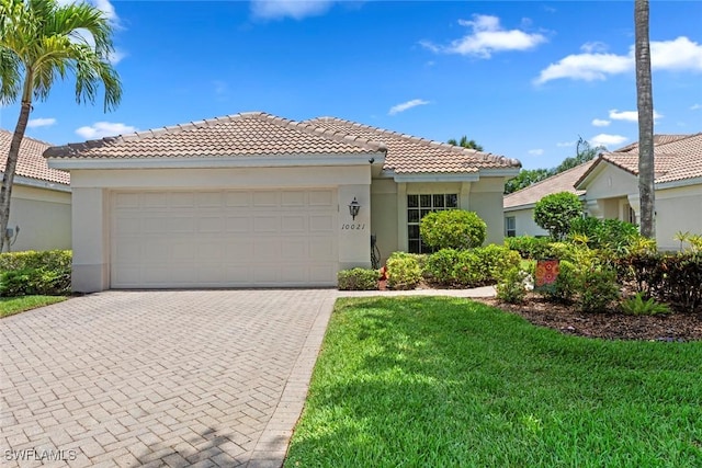10021 Colonial Country Club Blvd, Fort Myers, FL 33913 - photo 2