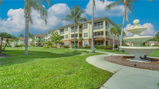1133 Van Loon Commons Cir Unit 202, Cape Coral, FL 33909 - surrounding community featuring a yard