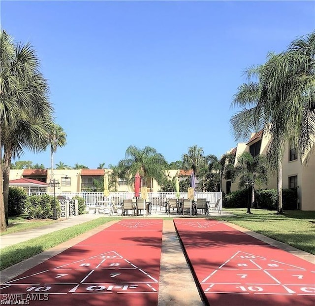 12505 Mcgregor Blvd Unit 204B, Fort Myers, FL 33919 - view of community featuring shuffleboard