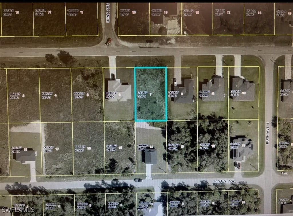 3217 40th St SW, Lehigh Acres, FL 33976