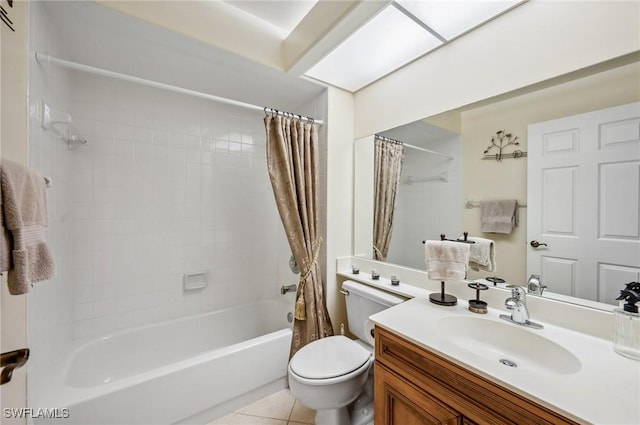 13090 Amberley Ct Unit 1103, Bonita Springs, FL 34135 - full bath featuring shower / tub combo, vanity, and tile patterned flooring