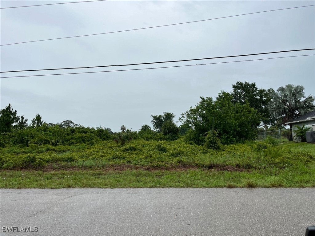 731 Bently St E, Lehigh Acres, FL 33974