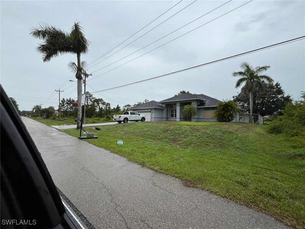 731 Bently St E, Lehigh Acres, FL 33974