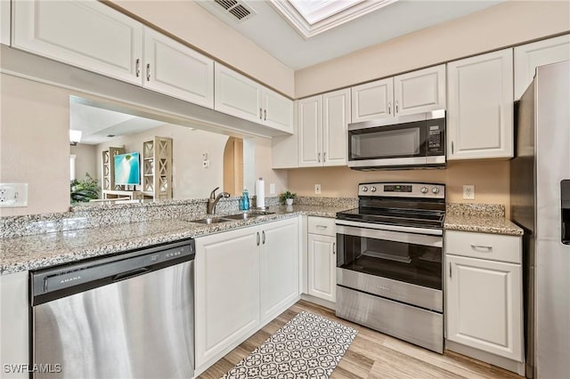 529 Mardel Dr Unit 304, Naples, FL 34104 - photo 1