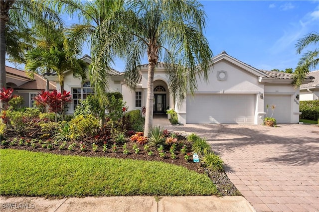 16100 Parque Ln, Naples, FL 34110