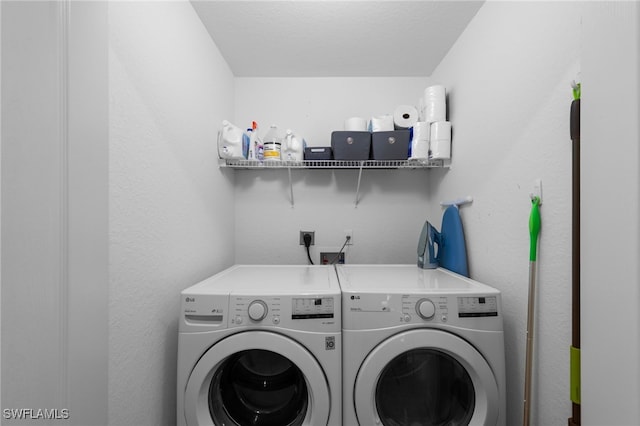 8550 Kingbird Loop Unit 629, Estero, FL 33967 - laundry room featuring separate washer and dryer