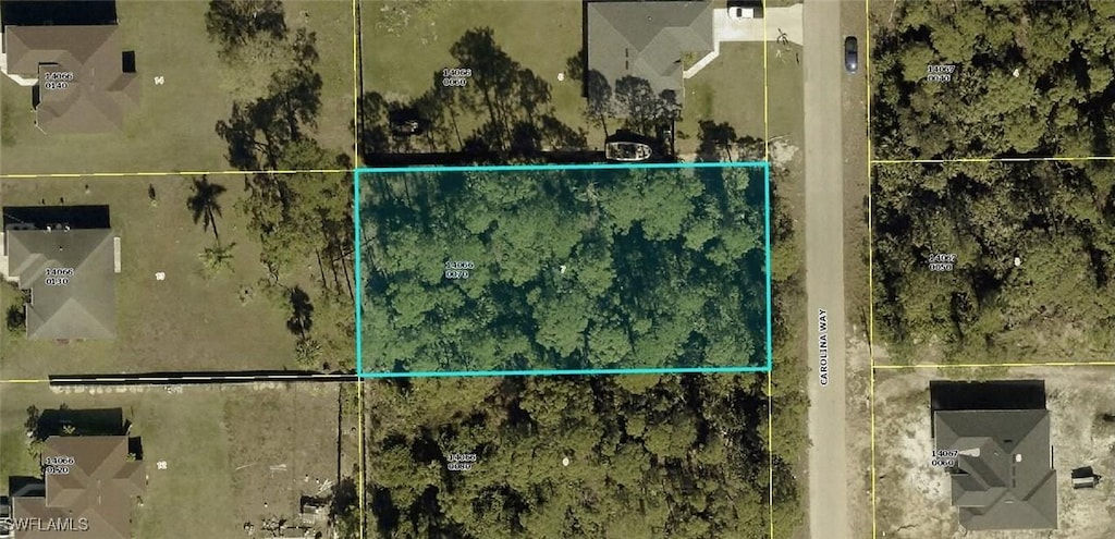 307 Carolina Way, Lehigh Acres, FL 33936