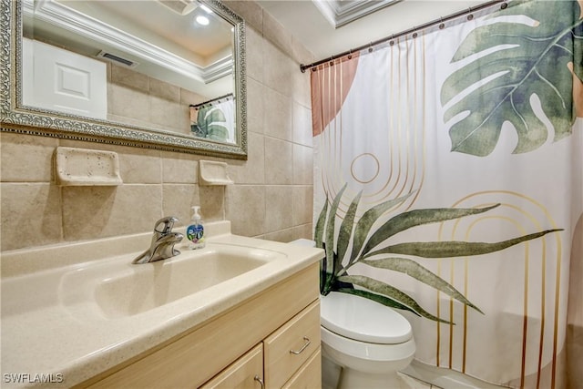 225 SW 43rd Ln, Cape Coral, FL 33914 - full bath featuring vanity, tile walls, a shower with curtain, and crown molding