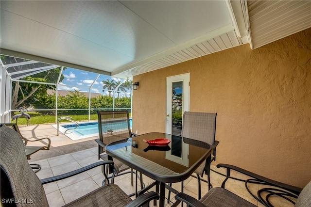 225 SW 43rd Ln, Cape Coral, FL 33914 - view of patio featuring an outdoor pool and glass enclosure