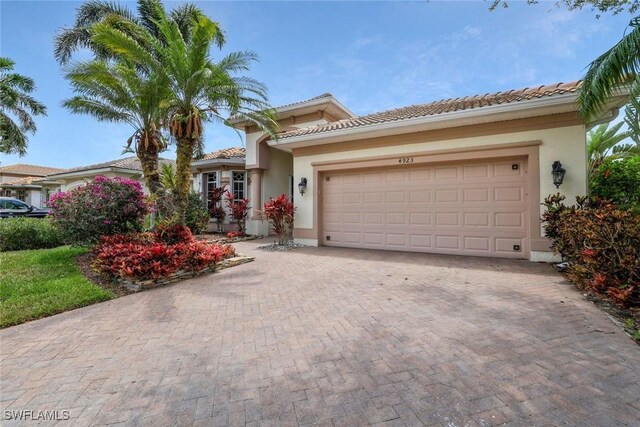 4923 Cerromar Dr, Naples, FL 34112 - photo 3