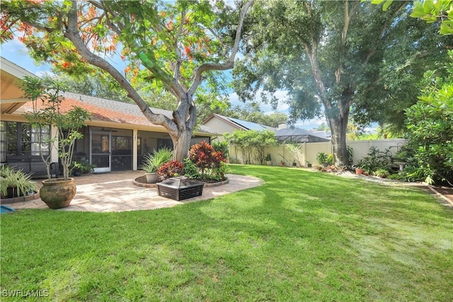 15878 Gleneagle Ct, Fort Myers, FL 33908 - fenced yard featuring a patio and a sunroom