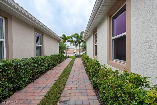14727 Edgewater Cir, Naples, FL 34114 - view of yard