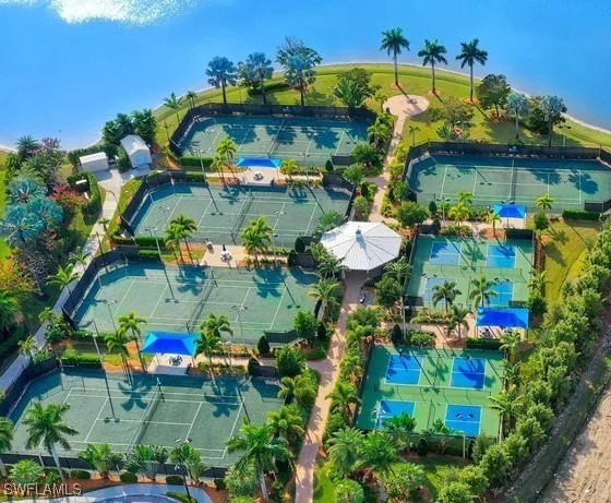 14727 Edgewater Cir, Naples, FL 34114 - bird's eye view