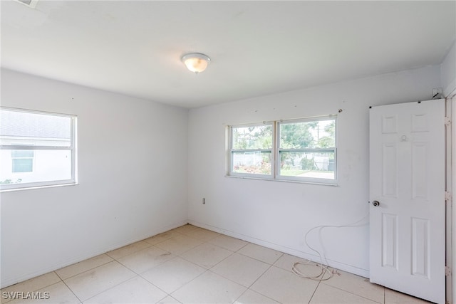 2414 Braman Ave, Fort Myers, FL 33901 - unfurnished room with baseboards