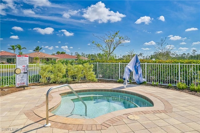 4209 Bloomfield St, Fort Myers, FL 33916 - view of pool featuring a community hot tub