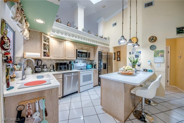 2105 SW 53rd Ter, Cape Coral, FL 33914 - photo 7