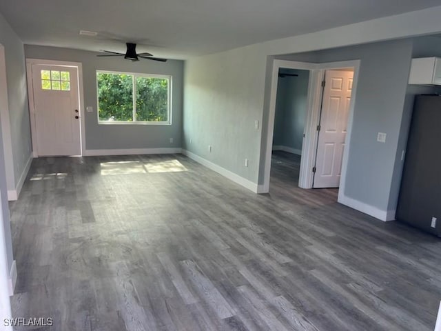 92 Oak St, North Fort Myers, FL 33903 - photo 5