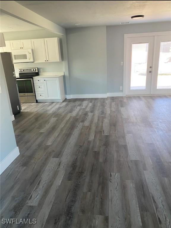 92 Oak St, North Fort Myers, FL 33903 - photo 17