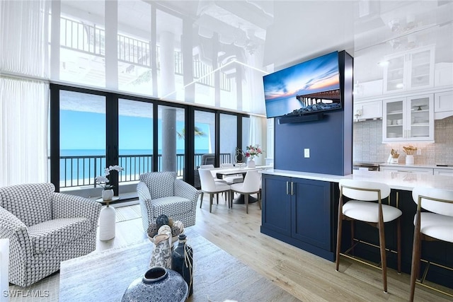 2389 Gulf Shore Blvd N Unit 302, Naples, FL 34103 - photo 3