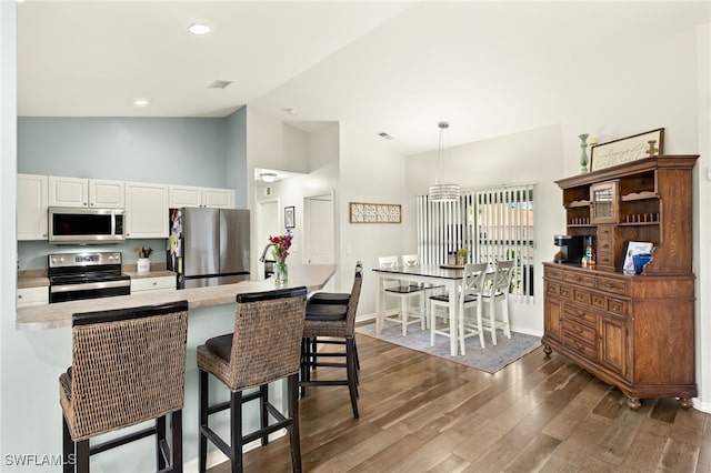 309 NE 30th Ter, Cape Coral, FL 33909 - photo 12