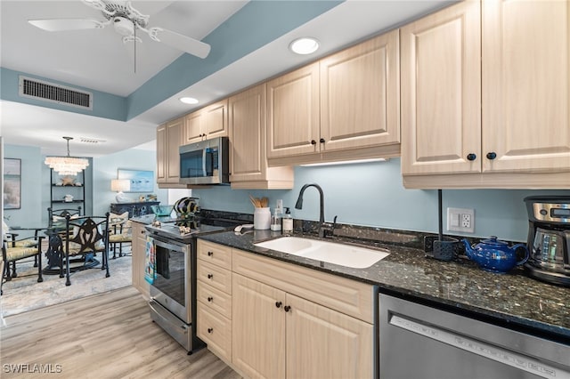 4001 Gulf Shore Blvd N Unit 507, Naples, FL 34103 - photo 15