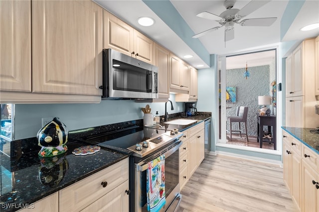 4001 Gulf Shore Blvd N Unit 507, Naples, FL 34103 - photo 13
